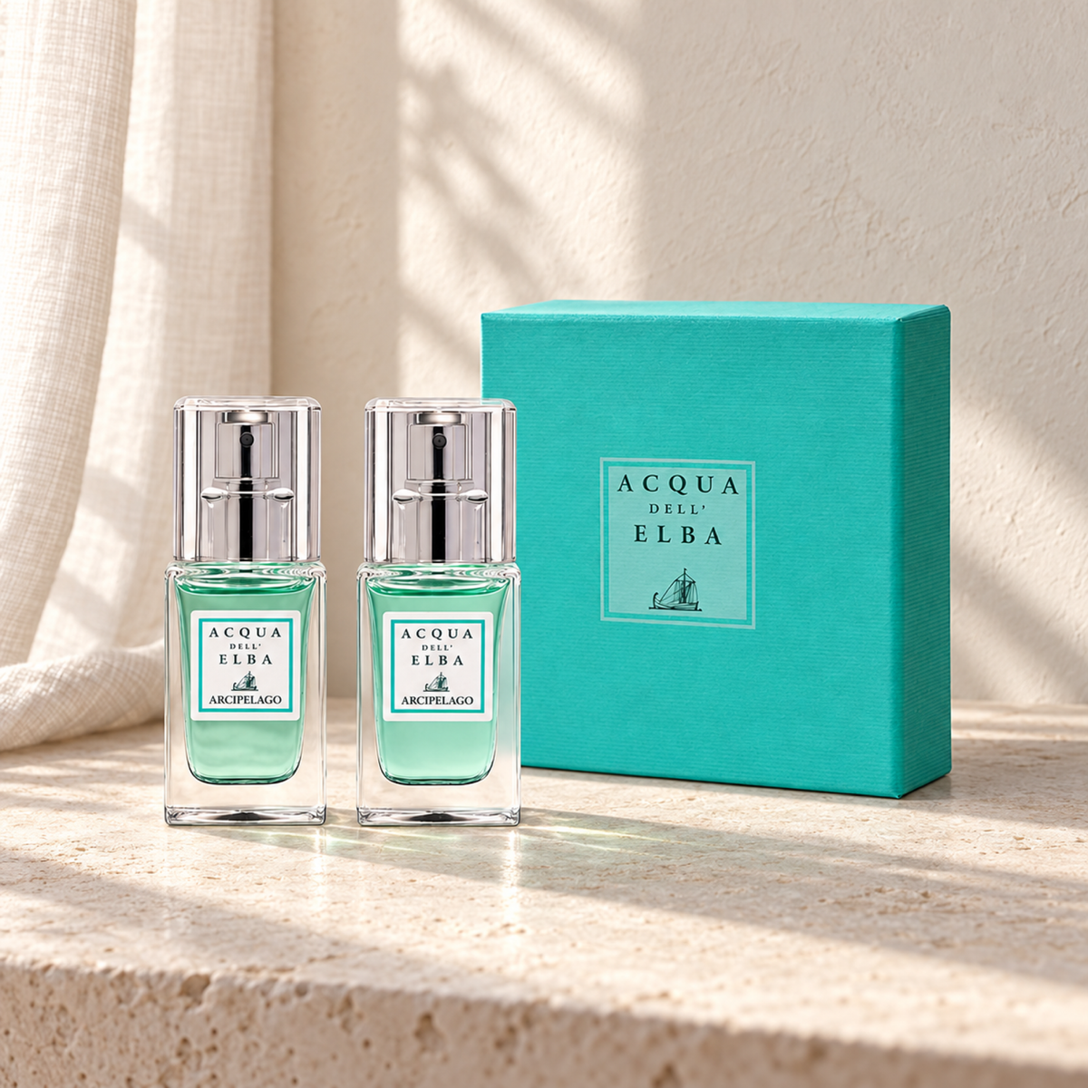 GIFT BOX MIA ARCIPELAGO MAN — complete gift set, natural window-light lifestyle